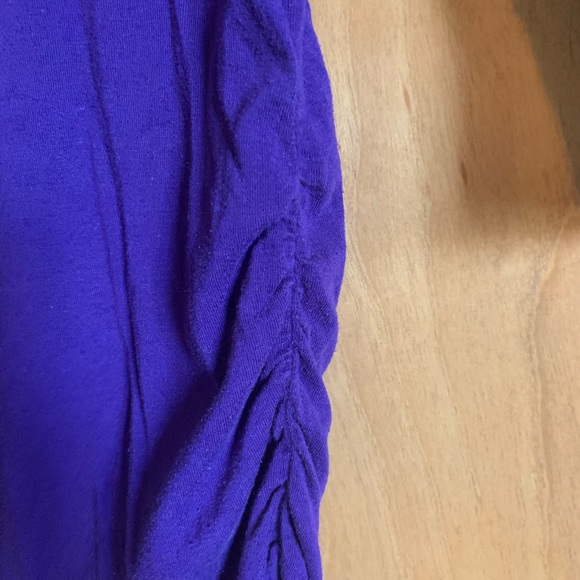 3/4 scrunched sleeve shirt! 5$ with purchase! - Picture 2 of 5